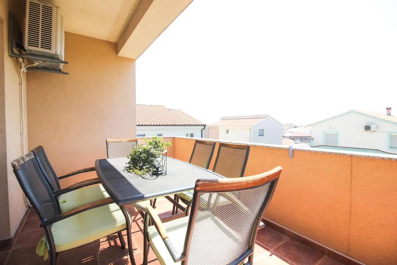 Apartments Lotta Zadar 0*,  Croatia
